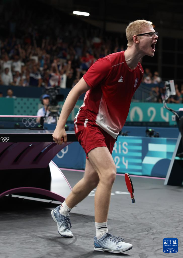 国足的表现 国足的表现