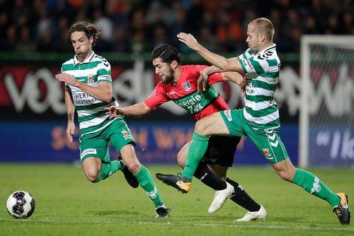 更在国际赛 更在国际赛